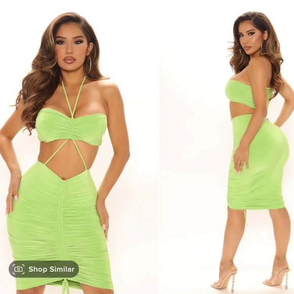 Fashion nova midi dress 👗 ✨ - Picture 3 of 4